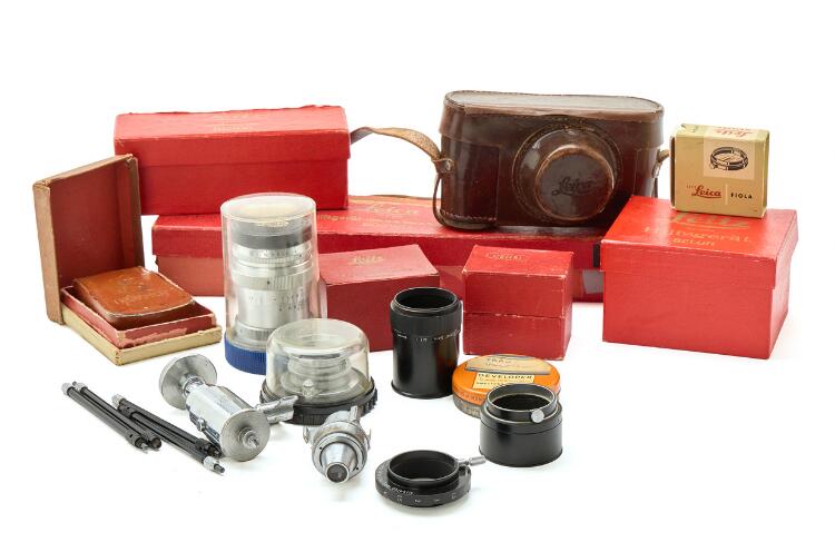 Leica IIIb camera with Summar f=5 cm 1:2 lense and Summaron f=3,5