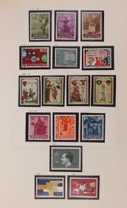 Liechtenstein. Samling i album fyldt med postfriske sæt og miniark frem til 1996 højt pålydende i det nyere. Se fotoudsnit