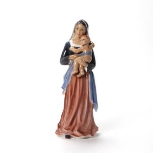 Figur af porcelæn, dekoreret i underglasur farver forestillende Madonna med barn. 1269. Dahl-Jensen. H. 32 cm.