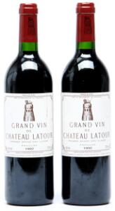 2 bts. Château Latour, Pauillac. 1. Cru Classé 1992 A hfin.