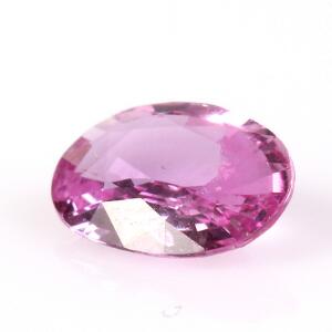 Uindfattet facetslebet pink safir på ca. 1.08 ct. Ca. 2012.