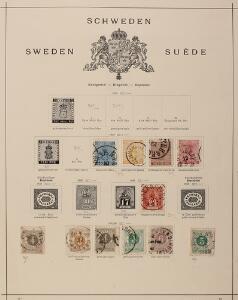 Sverige. 1858-1978. Samling i springbind  løse sider. Indeholder både en stemplet og en  del. Flere mellemgode udgaver er set