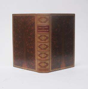 Danish theater stars The Complete Works of William Shakespeare. London 1908. Inscribed by Bodil Kjer to Poul [Reichhardt].