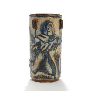 Jais Nielsen Cylindrisk vase af stentøj, Kgl. P., modelleret med religiøst motiv i let relief, dekoreret med sung glasur. Sign. Jais 12-6-41. H. 27.