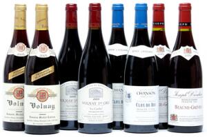 2 bts. Volnay Vendanges Selectionées, Domaine Lafarge 2005 A hfin.  etc. Total 8 bts.