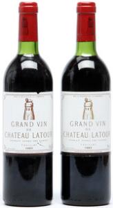 2 bts. Château Latour, Pauillac. 1. Cru Classé 1982 A-AB bn.