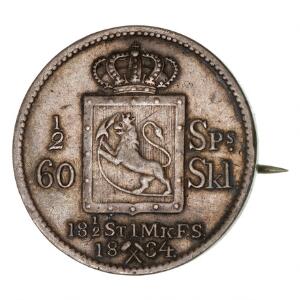 Norge, Carl XIV, 12 speciedaler 1834, NM 26 lavet som broche med nål