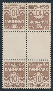 Téte-béche. 10 øre, Bølgelinie, brun med hvidt midterfeldt. Ubrugt 4-blok, uden gummi. AFA 3200