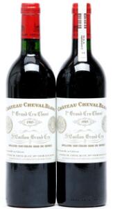 2 bts. Château Cheval Blanc, 1. Grand Cru Classé A 1985 A-AB bn.