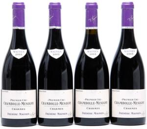 12 bts. Chambolle Musigny 1. Cru Charmes, Domaine Frederic Magnien 2003 A hfin. Oc.