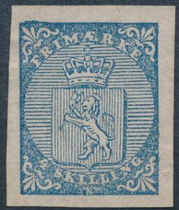 1855. 4 skilling, blå. Ubrugt mærke, uden gummi. Formentlig med fjernet blæk-annullering