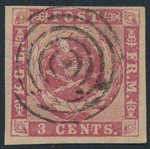 1866. 3 cents, karmin. Variant STORT HVIDT FELT OVER KRONEN. Med smukt placeret stumt stempel.