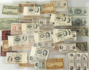 Lille samling pengesedler 1, 5, 10, 20, 50, 100 kr ca. 1914 - 1998, flere bedre, bl.a. 50 kr 1942C, 1966 A6, 100 kr 1940 B, 1956 o, i alt 54 stk.