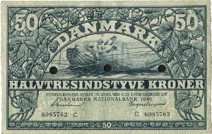 50 Kr 1946 C , Svendsen  Ingerslevgaard, Nr. 6085762, makuleret med tre huller - interessant falskneri