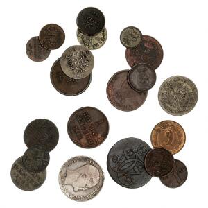 Frederik IV - Christian IX, diverse småmønter i sølv, kobber og bronce. 18.- 20. årh. Ialt 20 stk.