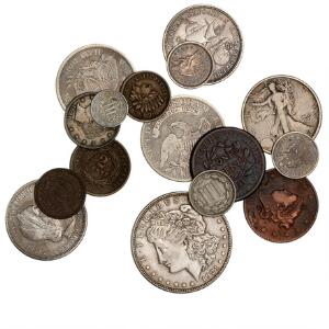 U. S. A., cent 1807, large 76, KM 22, 12 dollar 1822, KM 37, 12 dollar 1876 S, KM A99, 1 dollar 1921 D, KM 110 samt diverse mønter i sølv og kobber.