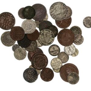 Lüneburg 1633, 2 schilling, KM 59, Stralsund 1658, 116 Thaler, KM 118,  samt diverse tyske stater, småmønter i sølv og kobber, 18.-19. årh. I alt 40 stk.