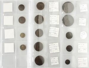 Frankrig, lille samling af diverse ældre mønter, diverse tokens og private mønter samt vægtlodder, i alt 14 stk. i varierende kvalitet