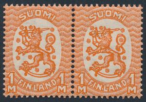 1925. Løve, 1 m. orange. Tk. 14 14 x 14 34. Sjældent postfriskt parstykke. Facit 4000