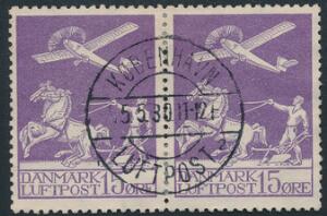 1925. Gl. luftpost, 15 øre, lilla. Pragtfuldt parstykke, annulleret med perfekt placeret retvendt stempel KØBENHAVN LUFTPOST 5.5.30.