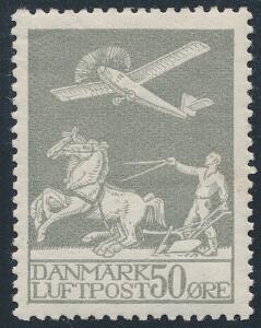 1929. Gl. luftpost 50 øre, grå. Variant KLUMP PÅ K. Perfekt postfrisk. AFA 4000
