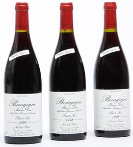 24 bts. Bourgogne Pinot Noir Maison Dieu Vieille Vignes, Nicolas Potel 1998 A hfin. Oc.
