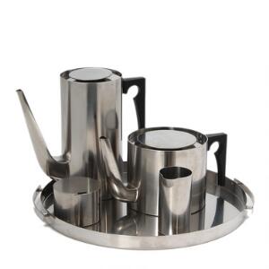 Arne Jacobsen Cylinda-line. Kaffe- og theservice af rustfrit stål. 5
