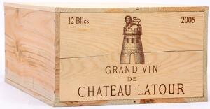 12 bts. Château Latour, Pauillac. 1. Cru Classé 2005 A hfin. Owc.
