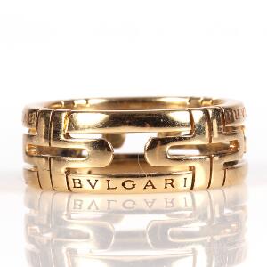 Bvlgari Ring af 18 kt. guld. Str. 55. Ca. 2007.