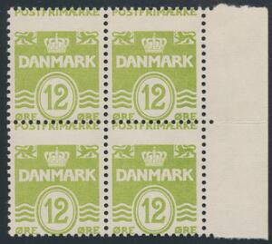 1952. Bølgelinie 12 øre, lysgrøn. FEJLPERFORERET postfrisk 4-blok med marginalkant. Sjælden