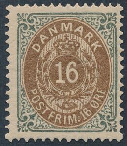 1875. 16 øre, gråbrun,  omv. rm. Postfrisk. AFA 1500