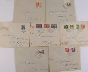 1941-1943. Sæt bestående af 7 kuverter med de nye danske mærker der var ankommet til brug på Færøerne, alle stemplet på udgivelsesdagen. Sjældent sæt.