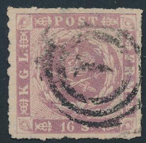 1863. 16 sk. rosalilla. Stukken kant. Flot og farvefriskt mærke med minimal tyndhed i øvre margin udenfor mærkebilledet. AFA 7500
