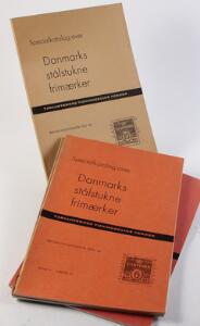 Litteratur. Specialkatalog over Danmarks stålstukne frimærker. Varianter. 1933-65. Hæfte I-IV. I alt 184 sider.