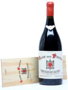 1 bt. Dmg. Chateauneuf-du-Pape, Clos des Papes, Paul Avril 2005 A hfin. Owc.