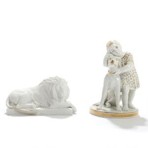 Georg Christian Freund, Bertel Thorvaldsen Pige med hund af porcelæn samt liggende løve af bisquit. Kgl. P. 19. årh. H. 15,5 og 7. 2