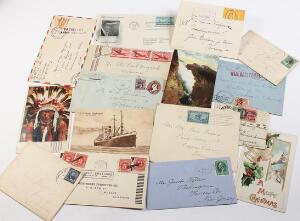 USA. Parti ældre breve, bl.a. gammelt dekorativt kort skrevet på TRÆ samt kort af LÆDER, flere Luftpost-breve incl. Zeppelin m.m.