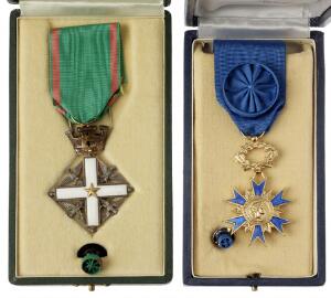 Frankrig, Order of National Merit, officer. Italien, Republic Order of Merit, knight. Begge komplette og i originale æsker