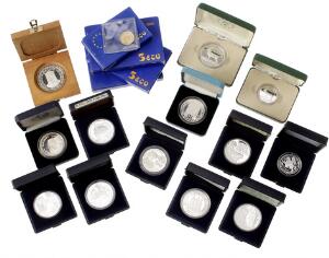 Samling af ECU mønter fra lande som Belgien, England, Frankrig, Gibraltar, Holland, Irland og Luxembourg, i alt 17 stk. sølvmønter