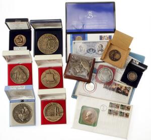 Samling af hovedsagelig medailler i bronze over diverse personer, lande og begivenheder, i alt 29 stk. i varierende kvalitet