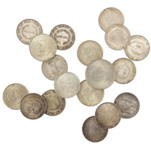 Erindringsmønter 1892 - 1967 18 stk. årgangsmønter især 12 kr 1925 - 1958, lidt skillingsmønter inkl. Norge, Fr. IV, 16 skilling 1716, NM 10, H 14 mørk