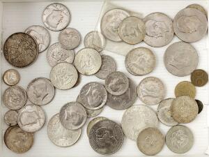 USA, dollar 1921, 12 dollar Ag 12 stk., div. småmønter, England, crown 1896, Østrig, taler 1780 nypræg, småmønter med lidt Ag etc., samlet ca. 30 stk.