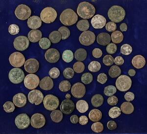 Romerske kejserdømme, antikkens Grækenland og Byzans, 67 sølv- og kobbermønter fra ældre samling, flere bedre typer inkl. Nero, Sesterts, cf. RIC 430. 67