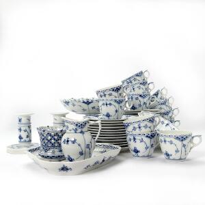 Musselmalet helblonde, halvblonde og riflet  - kaffeservice af porcelæn i underglasur blå. Royal Copenhagen. 43