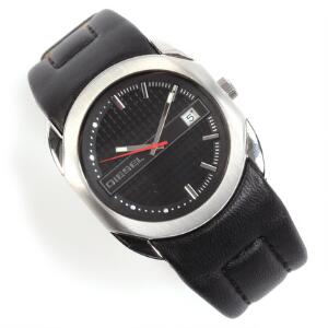 Diesel Herrearmbåndsur af stål. Quartz med dato. 2000erne.