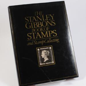 Hele Verden. Litteratur. The Stanley Gibbons book of Stamps. 221 sider.
