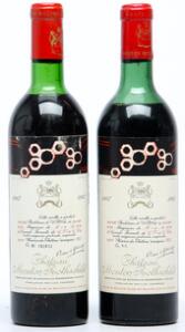 2 bts. Château Mouton Rothschild, Pauillac. 1. Cru Classé 1967 Chateau bottled.