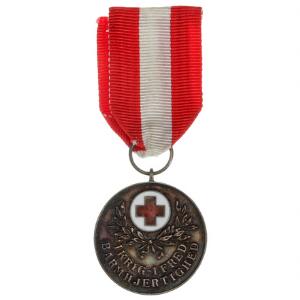Dansk Røde Kors Medaille med originalt bånd, LS 8-003