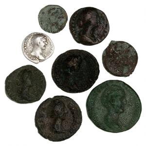 Romerske republik og kejserdømme, 1 denar og 7 kobbermønter inkl. Faustina Junior, Sesterts, RIC 1076. 8
