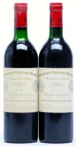 2 bts. Château Cheval Blanc, 1. Grand Cru Classé A 1985 AB ts.